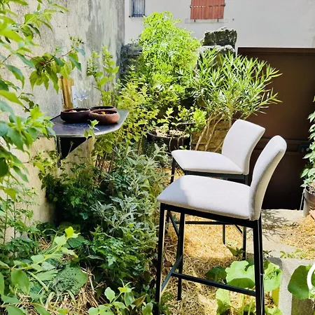 Nyaraló Atelier *