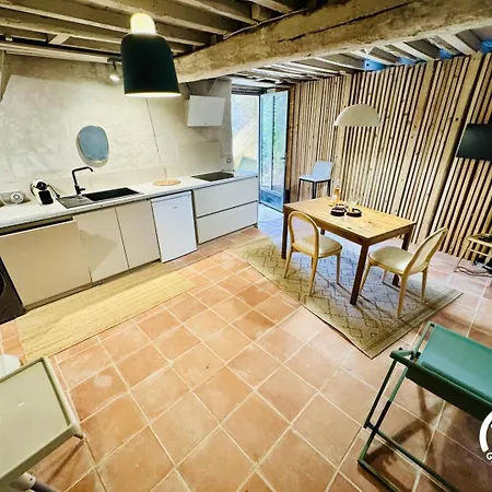 Atelier Nyaraló Villalier